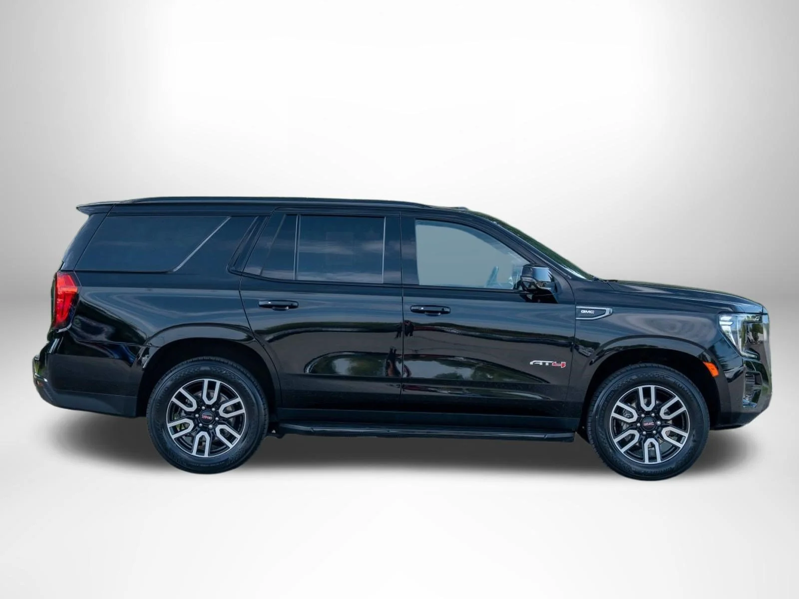 Used 2024 Onyx Black GMC AT4 image 9