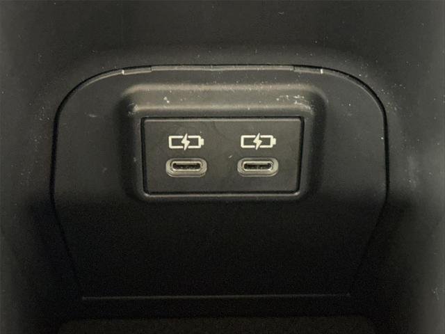 Certified Used 2025 ICE CAP Toyota  image 32