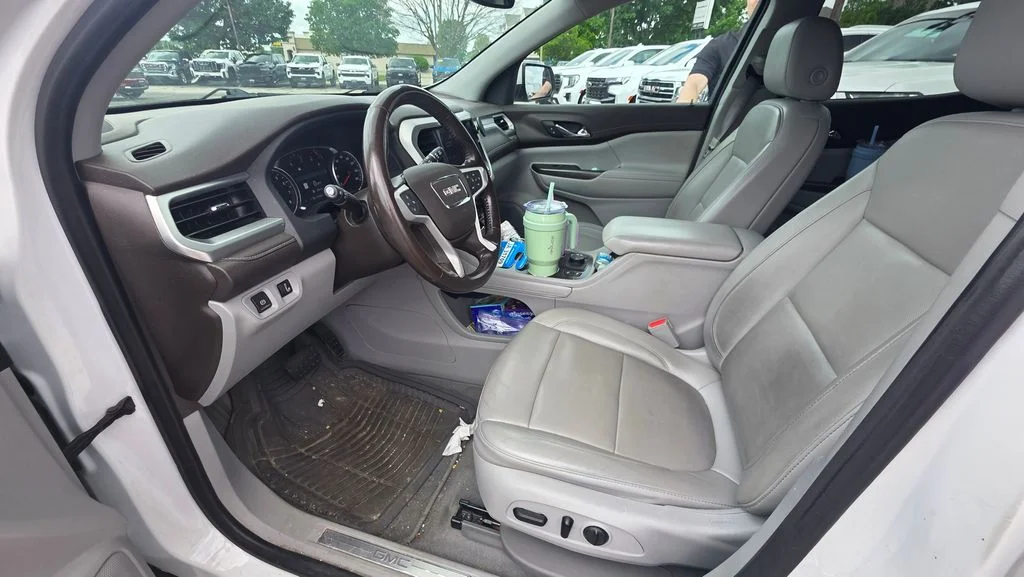 Used 2020 White GMC SLT image 3