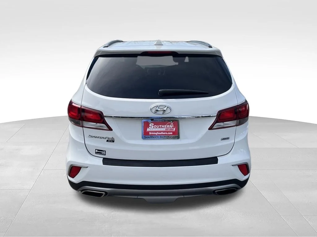 Used 2019 White Hyundai SE image 44