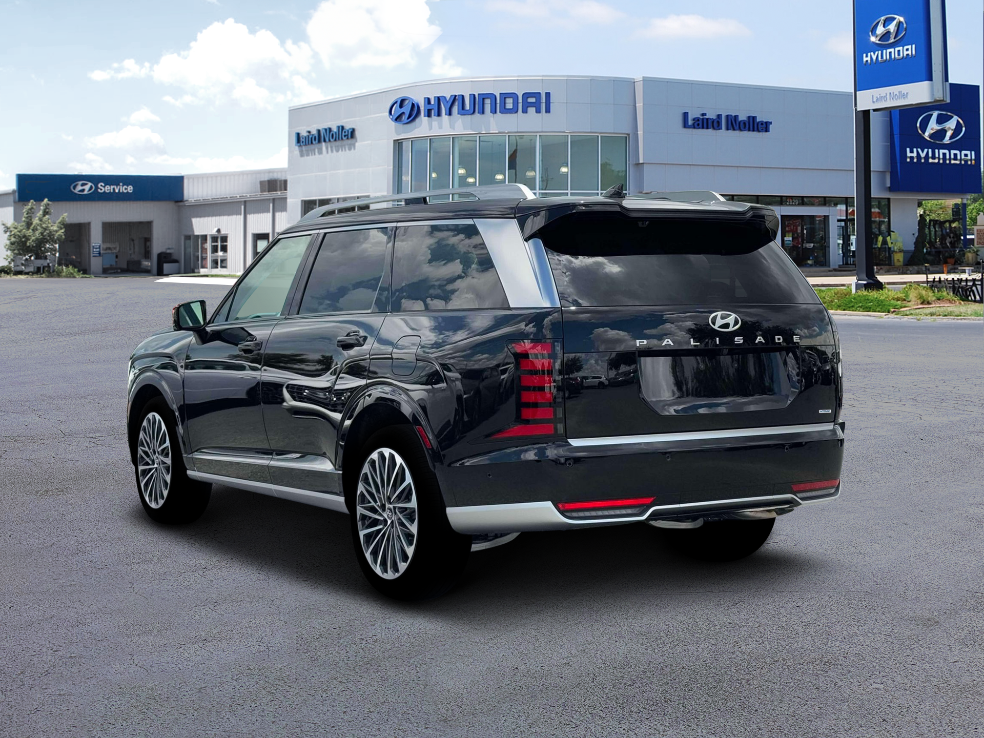 View vehicle photo 5