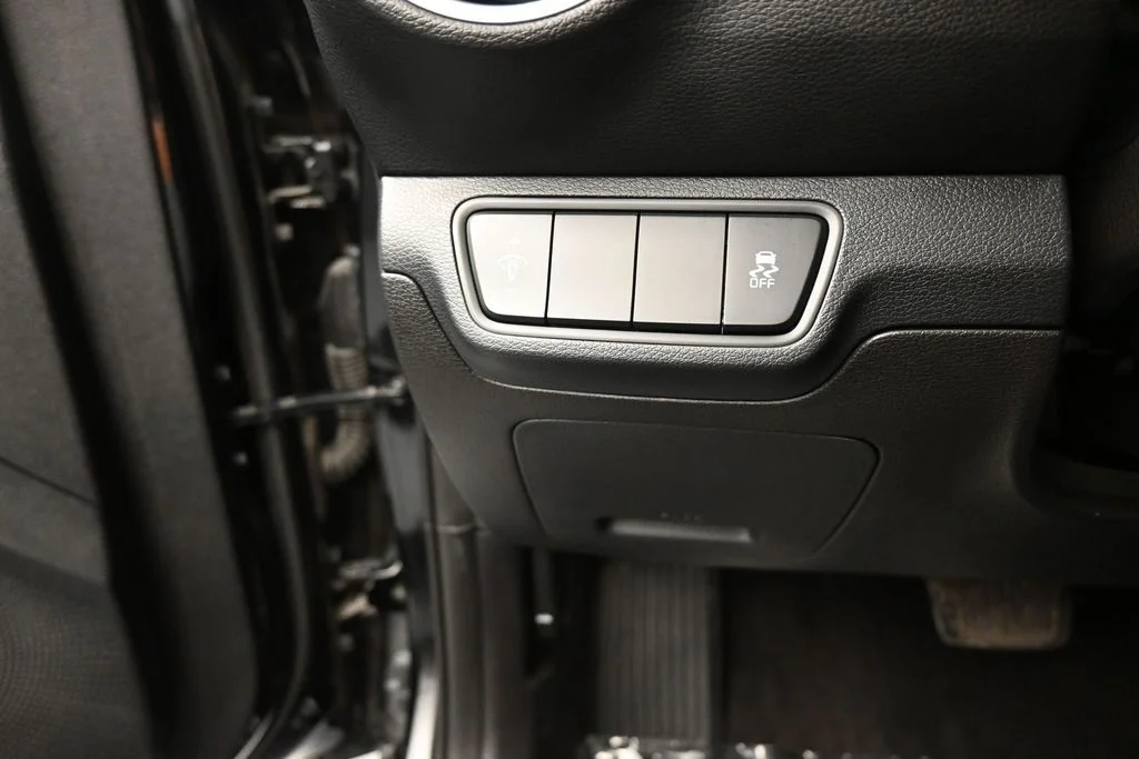 Used 2023 Aurora Black Pearl Kia LXS image 29
