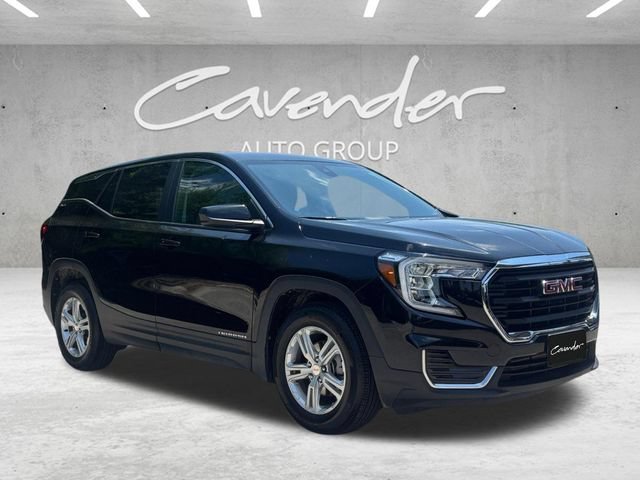 Used 2024 Ebony Twilight Metallic GMC SLE image 2