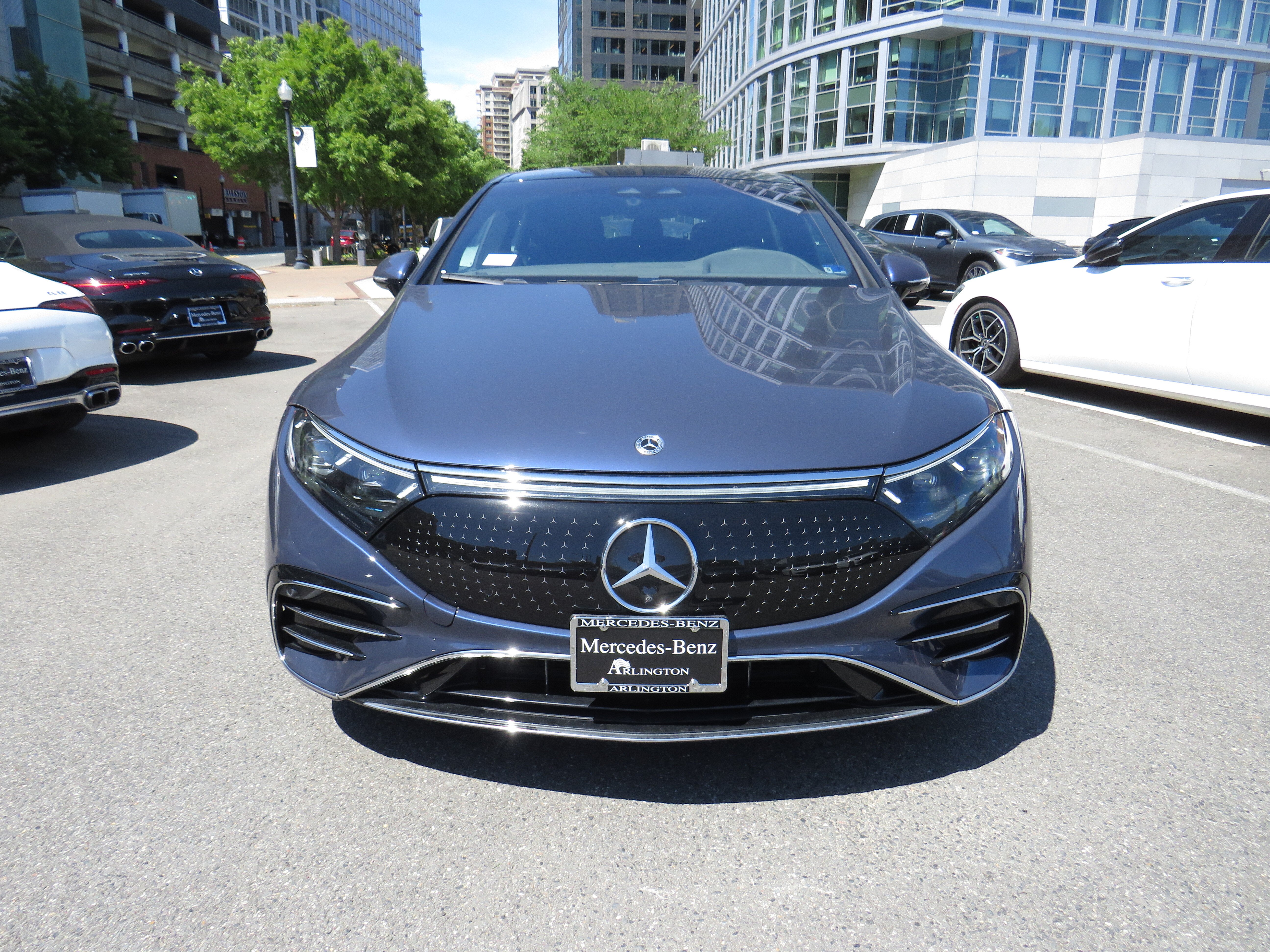 Certified Used 2023 Twilight Blue Metallic Mercedes-Benz EQS 580 4MATIC® image 5