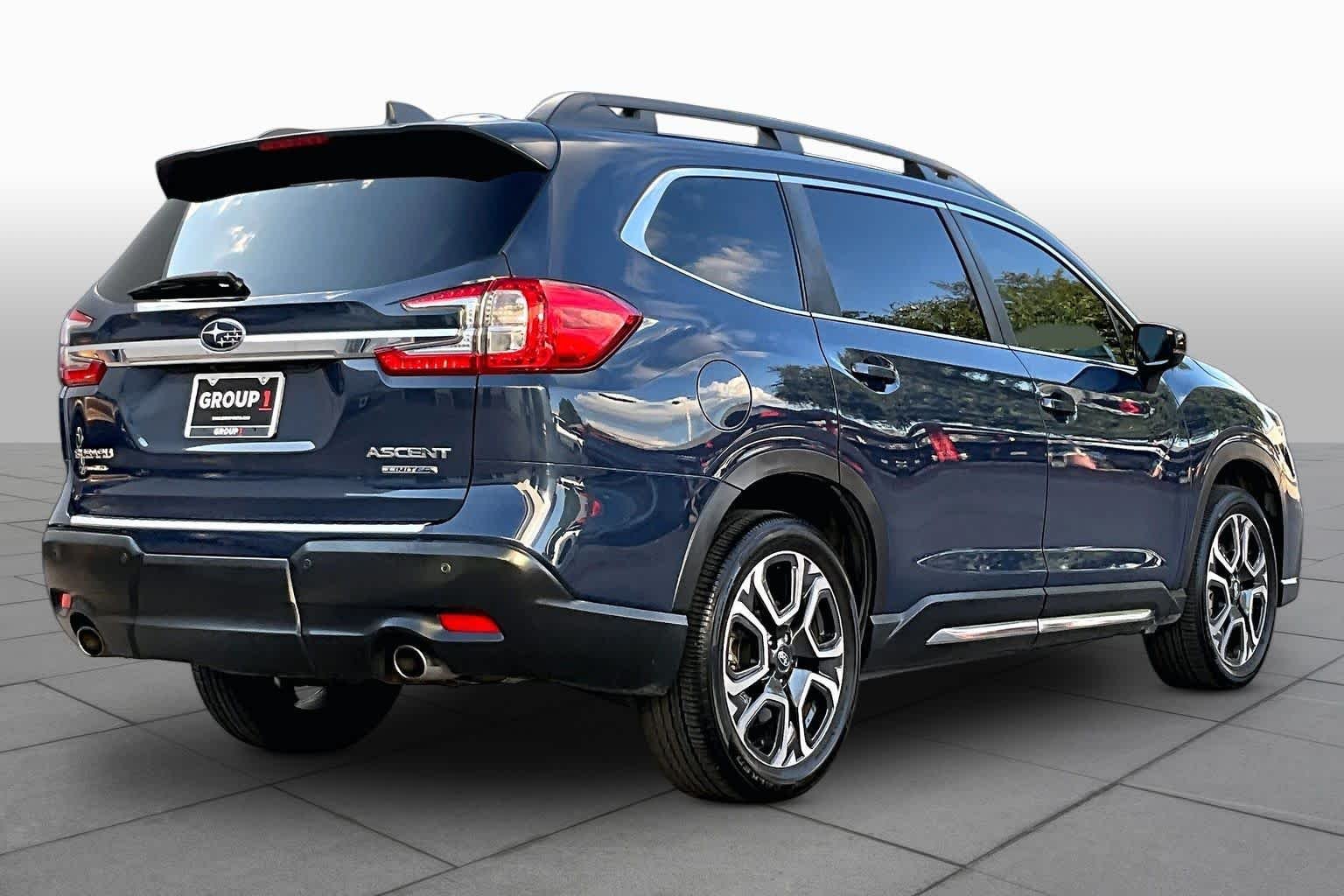 Used 2024 Cosmic Blue Pearl Subaru Limited image 13