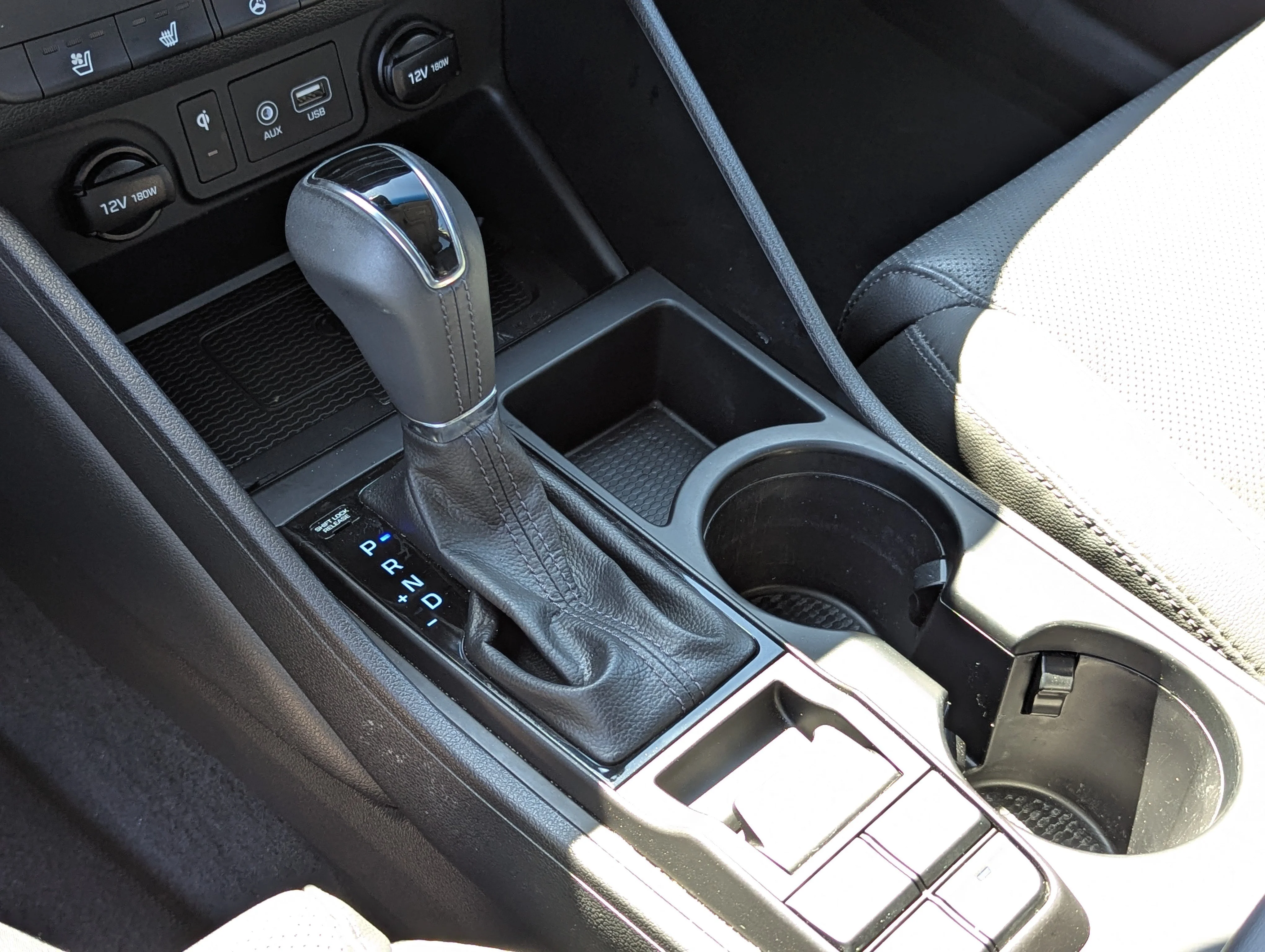 Used 2019 Coliseum Gray Hyundai Ultimate image 27