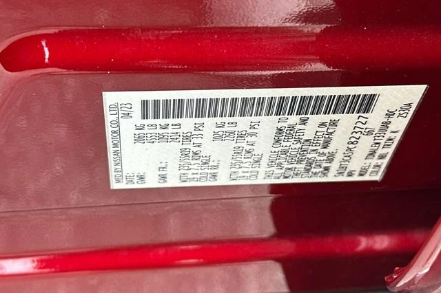 Used 2023 Red Nissan SL image 39