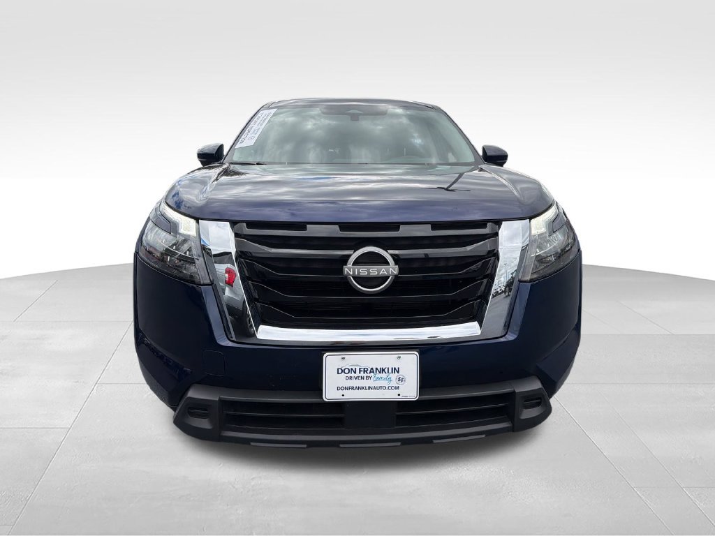 Used 2024 Blue Nissan SV image 8