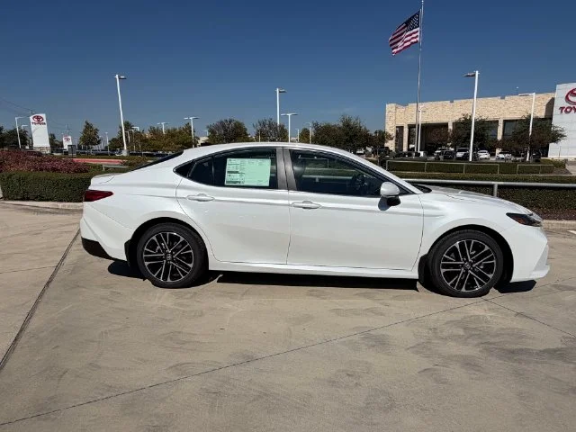 New 2026  Toyota XLE image 3