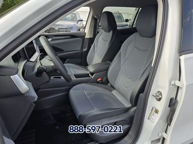 New 2026 WHITE Volkswagen 2.0T SE image 6