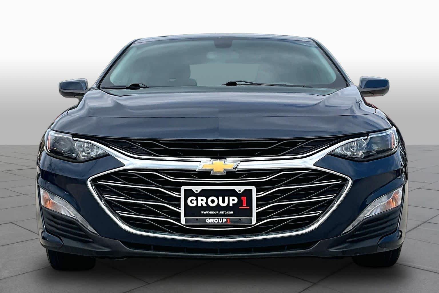 Used 2022 Northsky Blue Metallic Chevrolet LT image 4