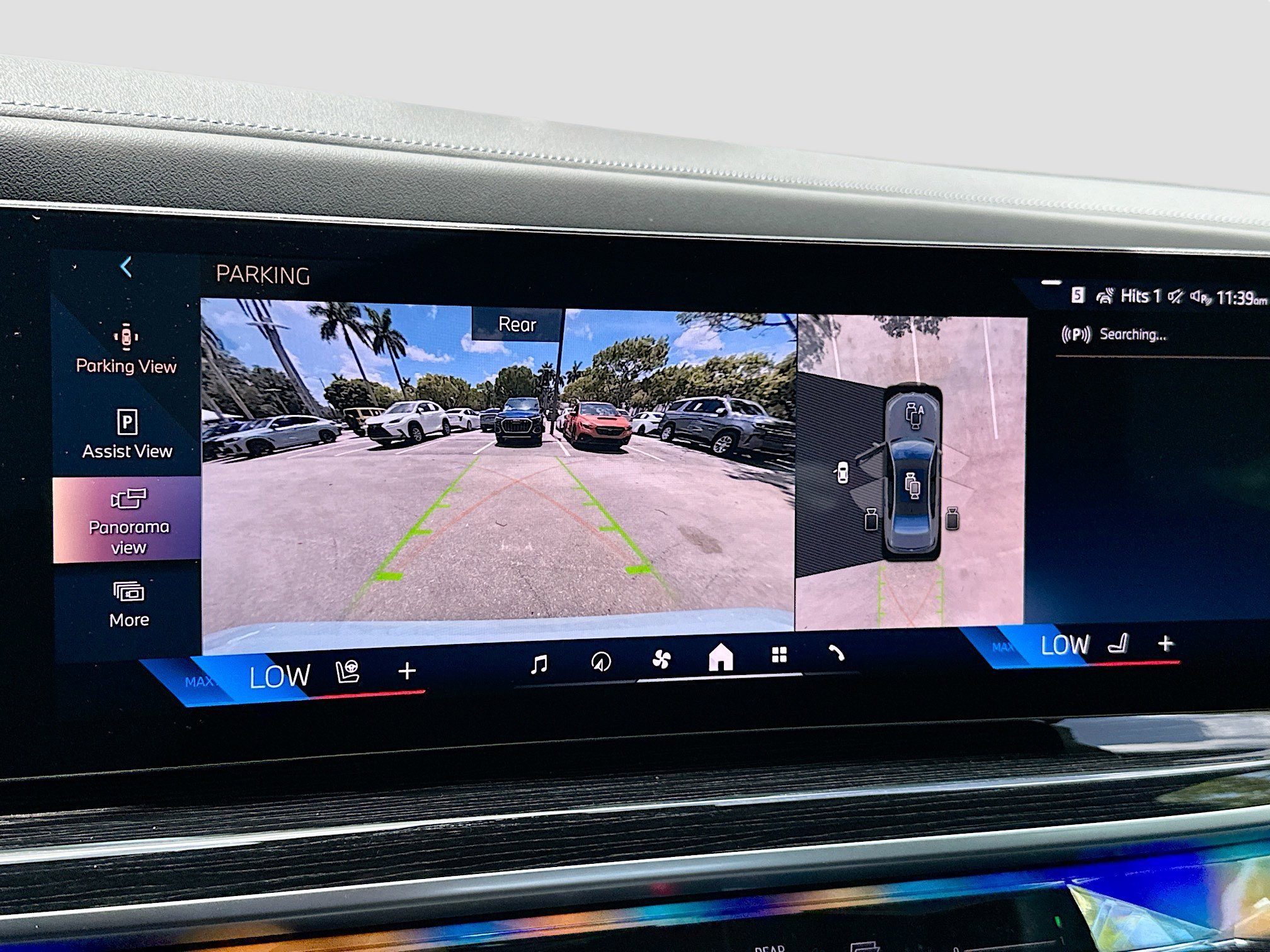 2025 BMW i7 60 - Photo 14