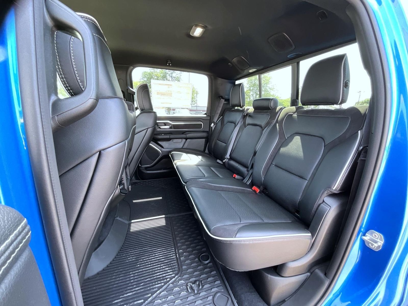 New 2026 Hydro Blue Pearl-Coat Exterior Paint RAM Laramie image 20