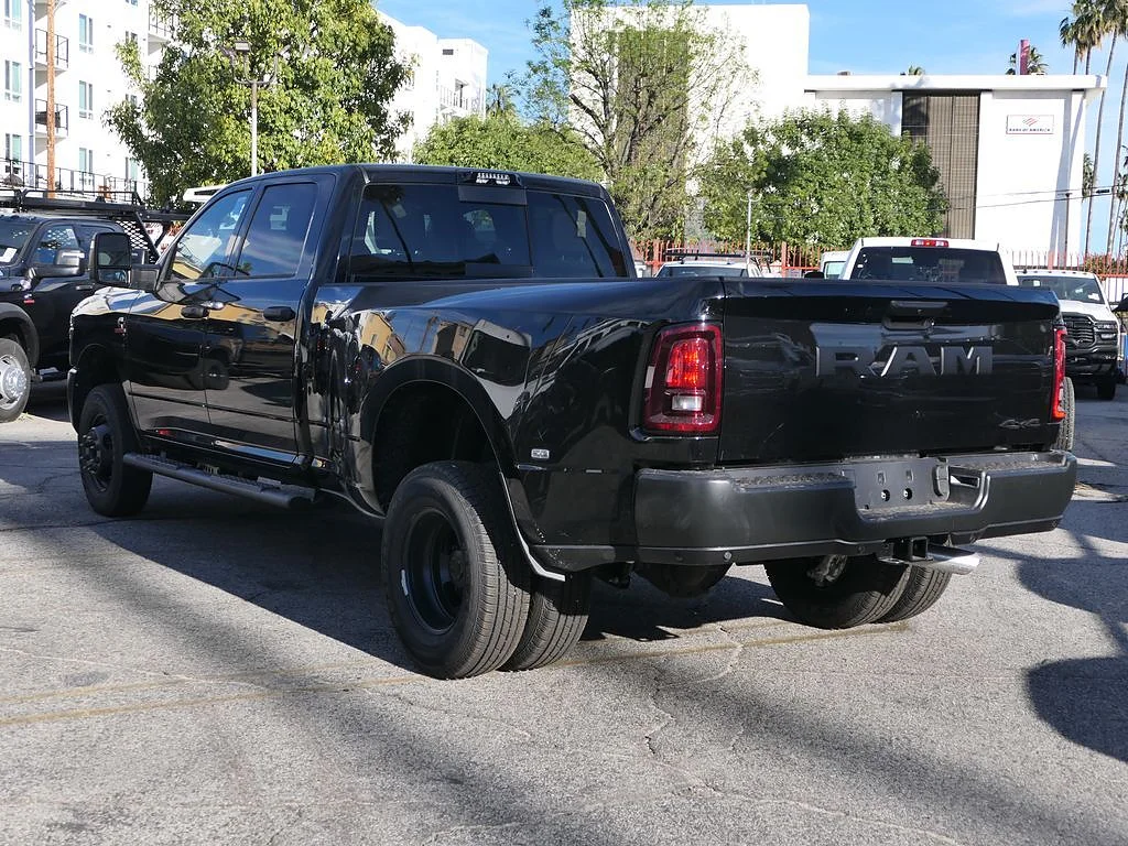 New 2026 Diamond Black Crystal Pearl Coat RAM Tradesman Crew Cab 4x4 8