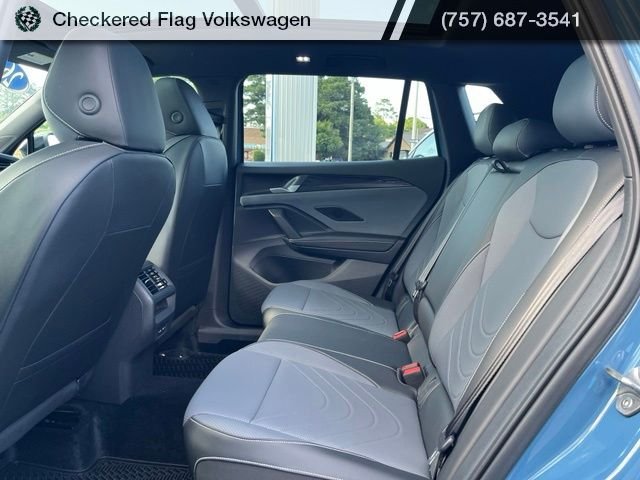Used 2026 Monterey Blue w/Deep Black Roof Volkswagen 2.0T SE R-Line Black image 28
