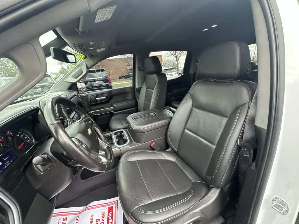 Used 2021 White Chevrolet LTZ image 16