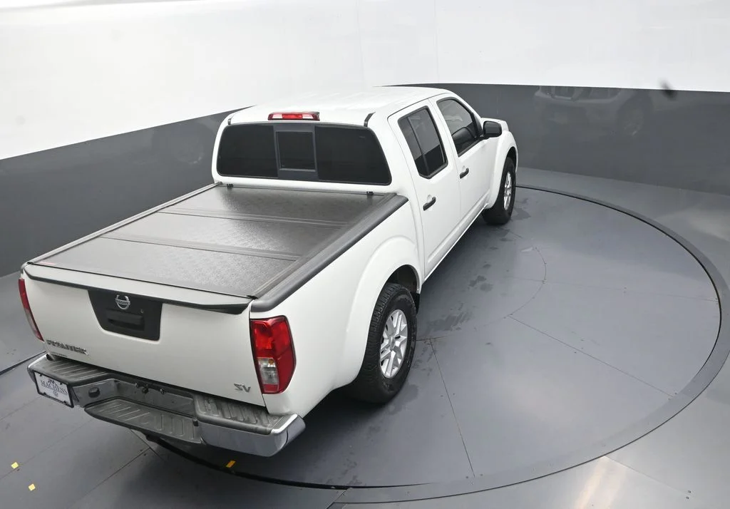 Used 2017 White Nissan SV image 20