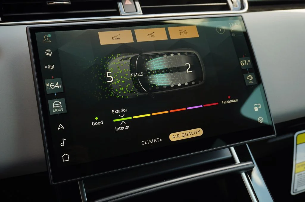 New 2026 Santorini Black Land Rover S image 21
