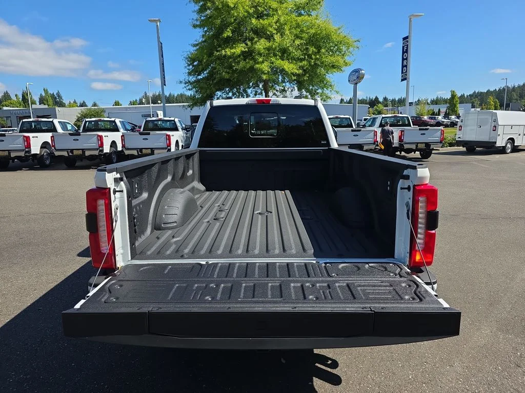 New 2026 White Ford Lariat image 29
