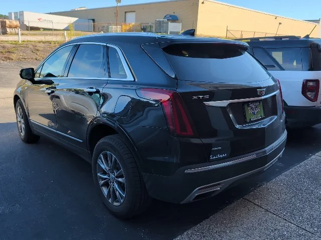 Used 2023 Stellar Black Metallic Cadillac Premium Luxury image 7