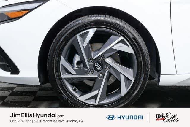 2025 Hyundai Elantra Limited - Photo 75
