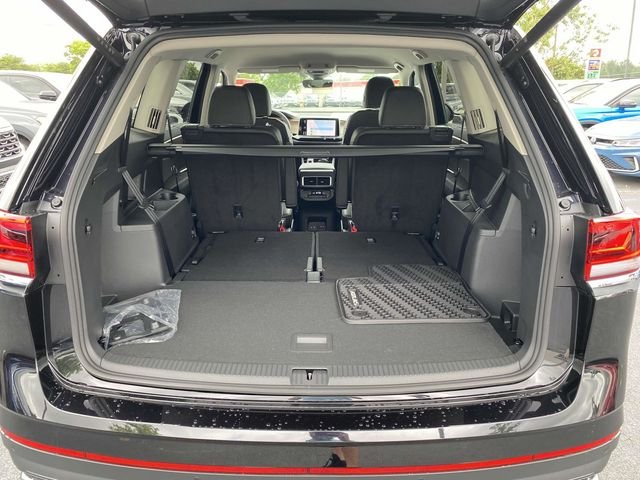 2025 Volkswagen Atlas SE w/Tech - Photo 9