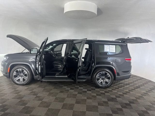 Used 2022 Black Jeep Series III image 11