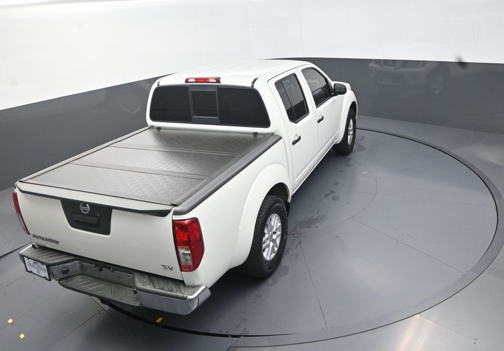 Used 2017 White Nissan SV image 20