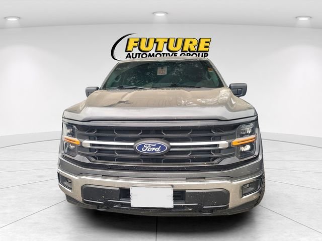 Used 2025 Gray Ford XLT image 2