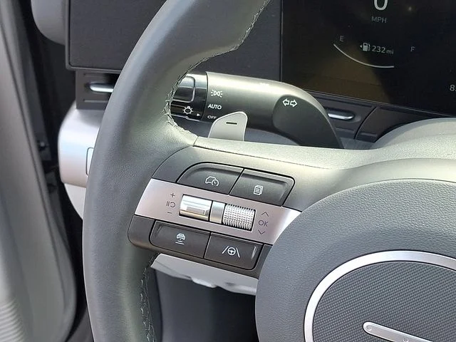 Used 2024 Gray Hyundai SEL image 21