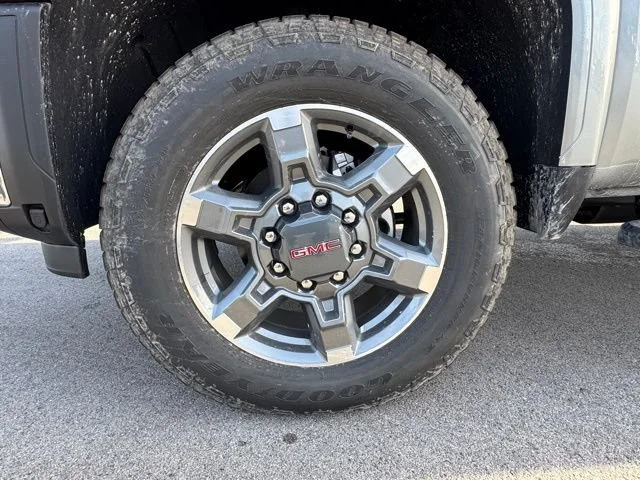 2026 GMC Sierra 2500HD SLT - Photo 11