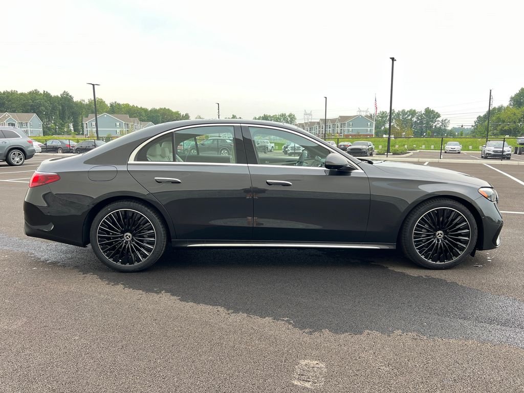 New 2026 Graphite Grey Metallic Mercedes-Benz E 350 image 9