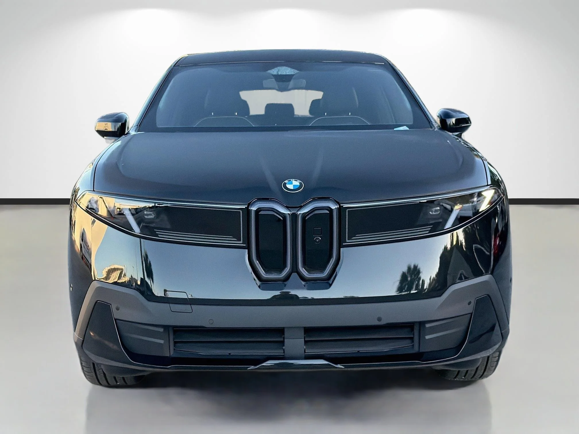 New 2027 Black Sapphire Metallic BMW 50 xDrive image 8