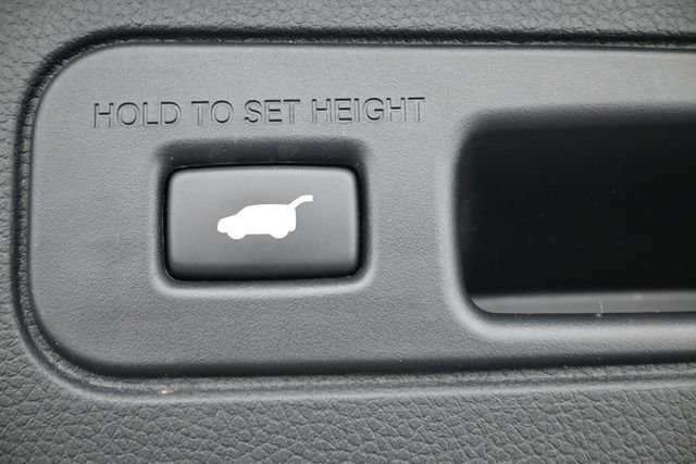 Used 2023 Gray Honda Touring image 25