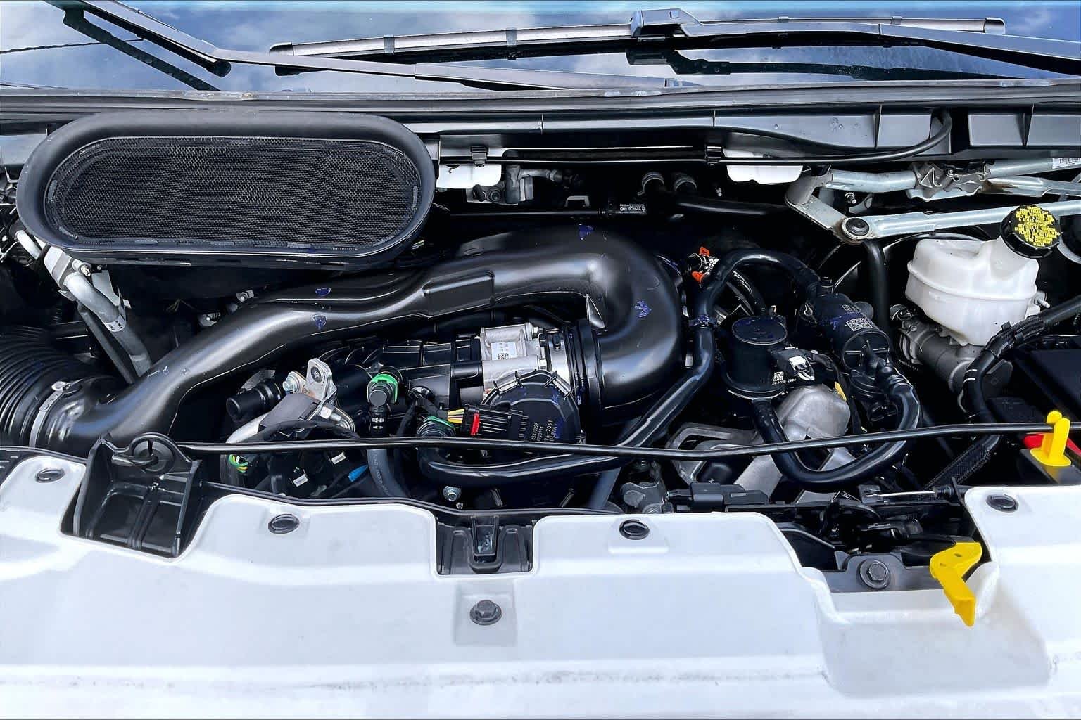 Used 2024 Oxford White Ford  image 28