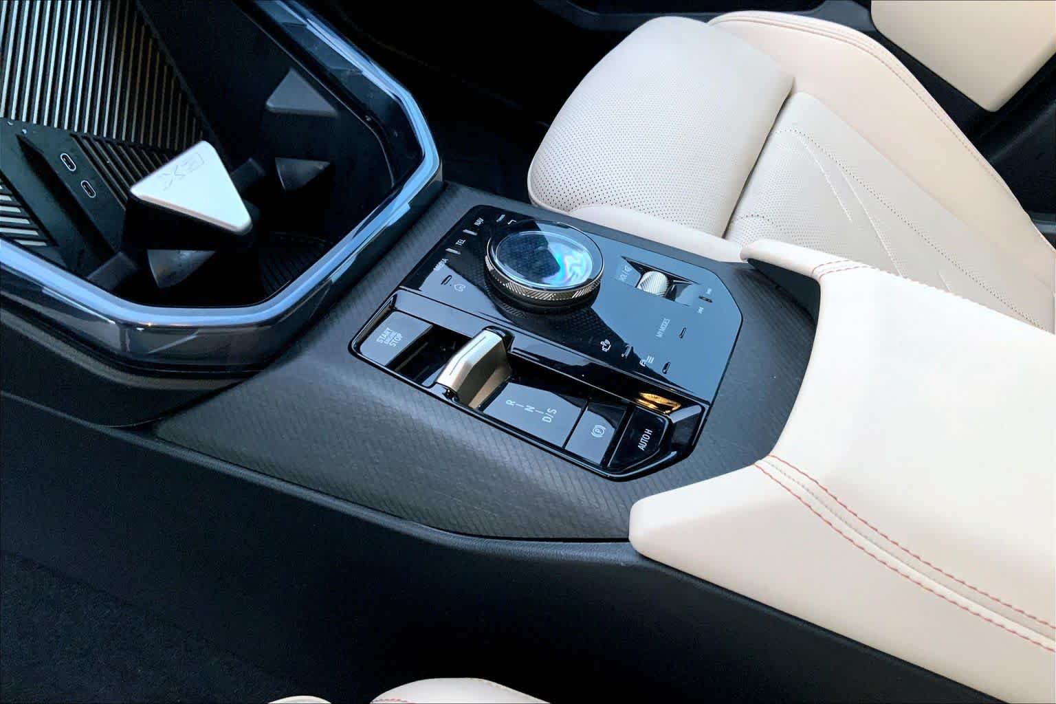 Used 2025 Dark Graphite Metallic BMW 30 xDrive image 16