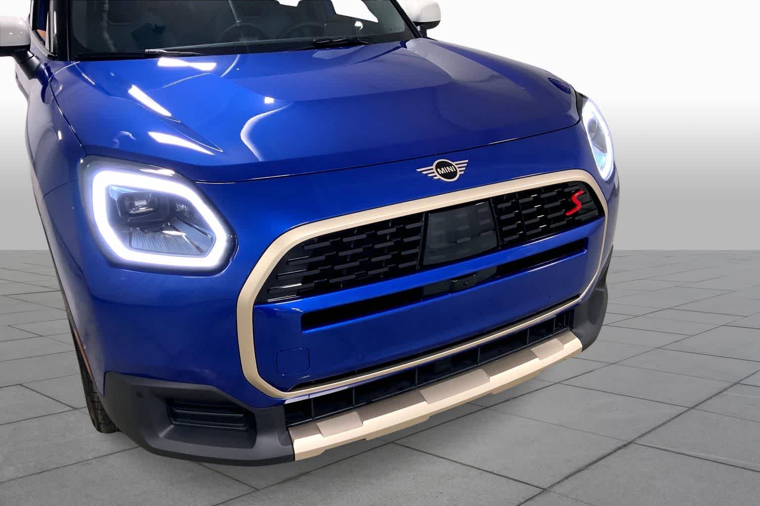 Used 2026 Blazing Blue Metallic MINI S image 32