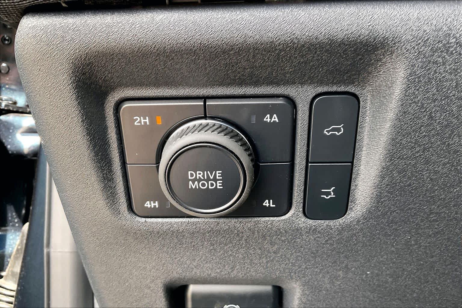 New 2026 Stone Blue Metallic Ford MAX Active image 17