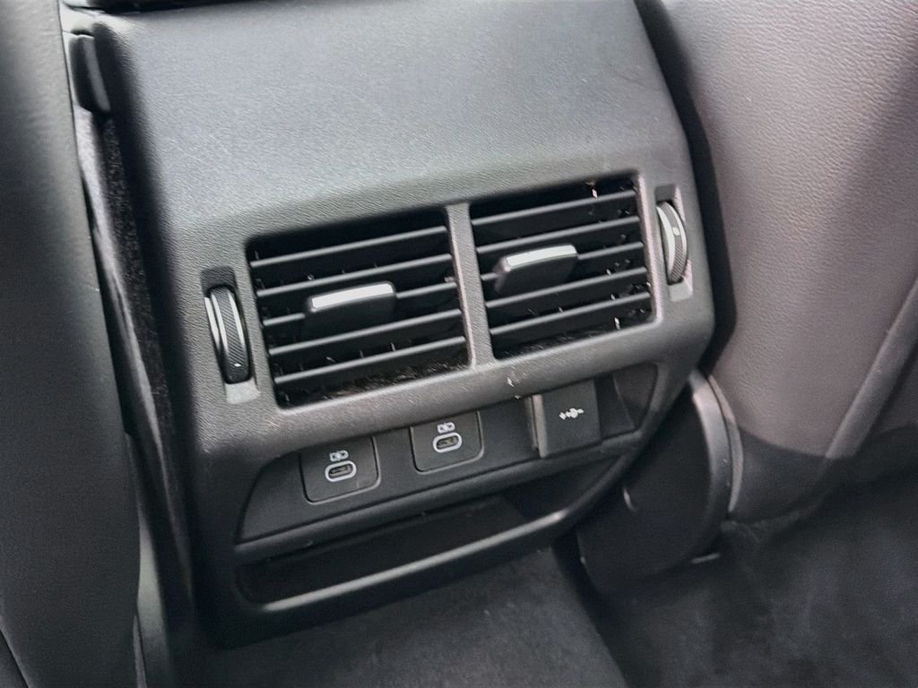 Used 2025 Black Land Rover S image 27