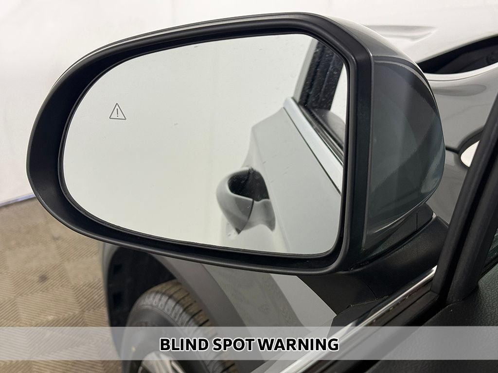 Certified Used 2023 Gray Hyundai SE image 4