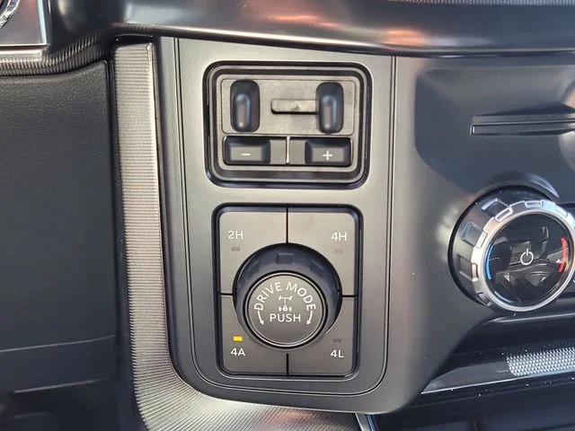New 2026 White Metallic Ford Platinum image 29