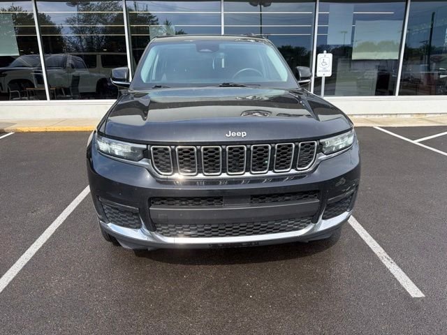 Used 2022 Black Jeep Limited image 2