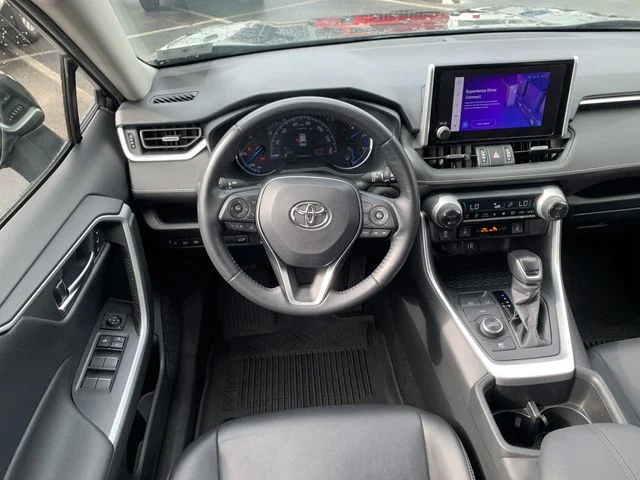 Used 2023 Black Toyota XLE Premium image 17