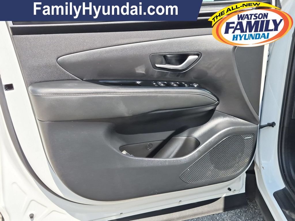 Used 2023 White Hyundai Limited image 13