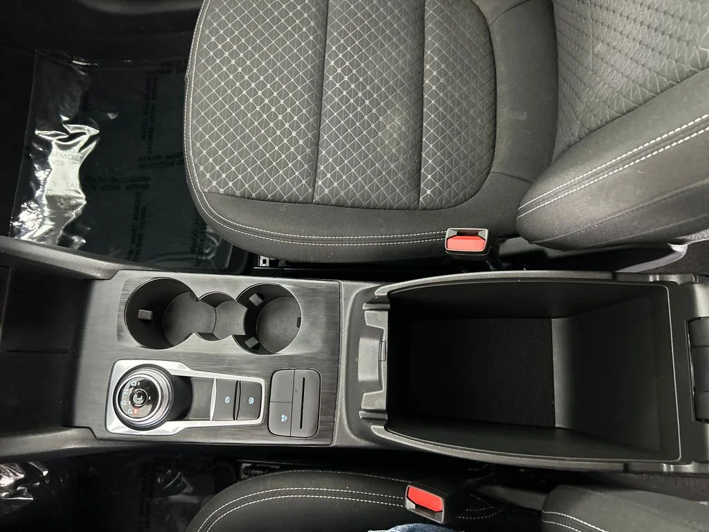 Used 2023 Gray Ford Active image 15