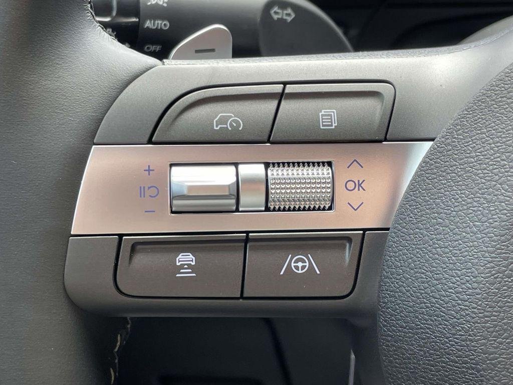 New 2026 White Hyundai SEL Premium AWD image 19