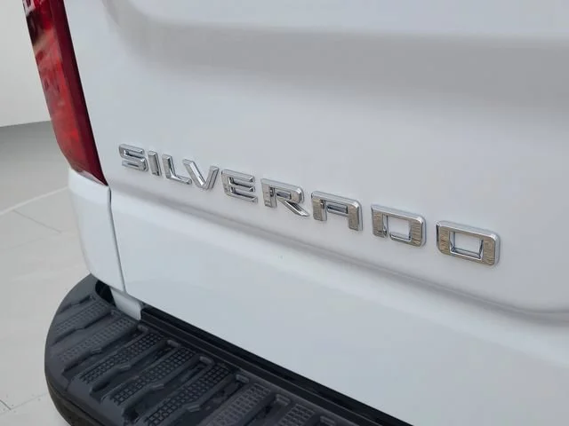New 2026 Summit White Chevrolet LT Trail Boss image 5