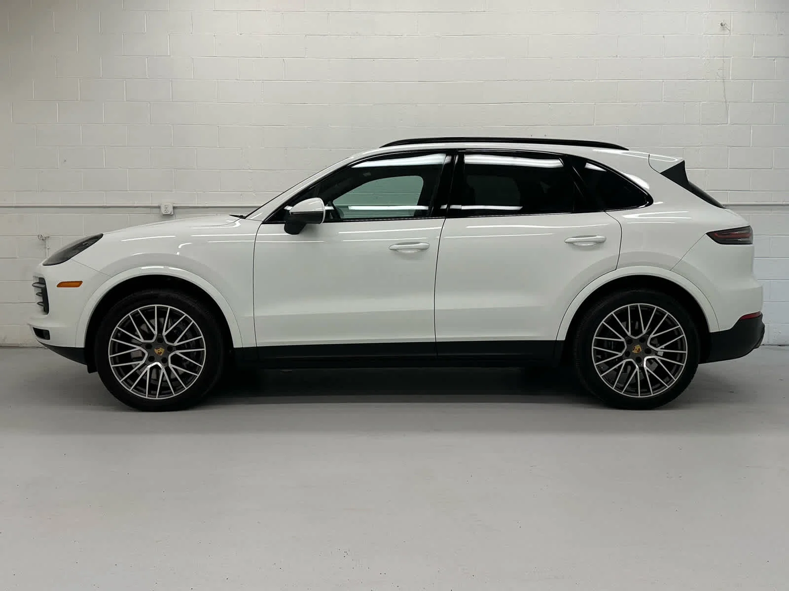 Used 2021 White Porsche  image 3