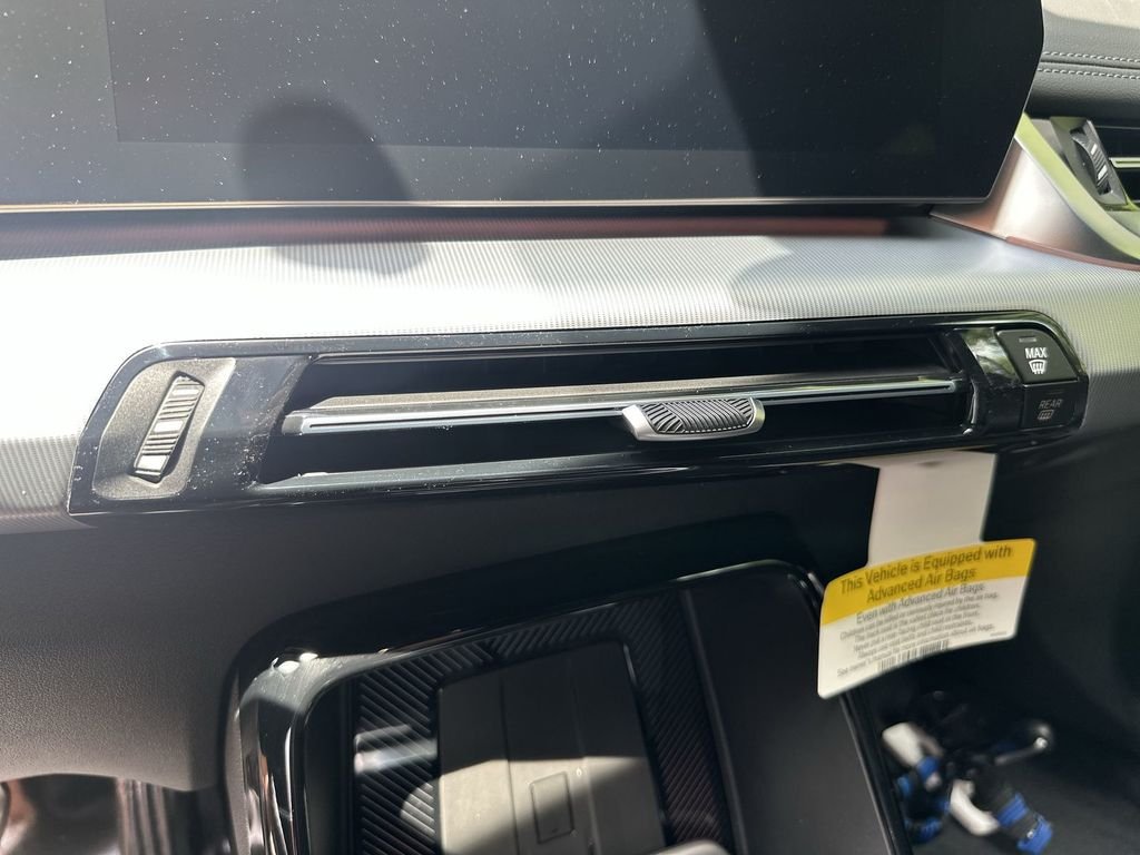 Used 2025 Silver BMW xDrive28i image 20