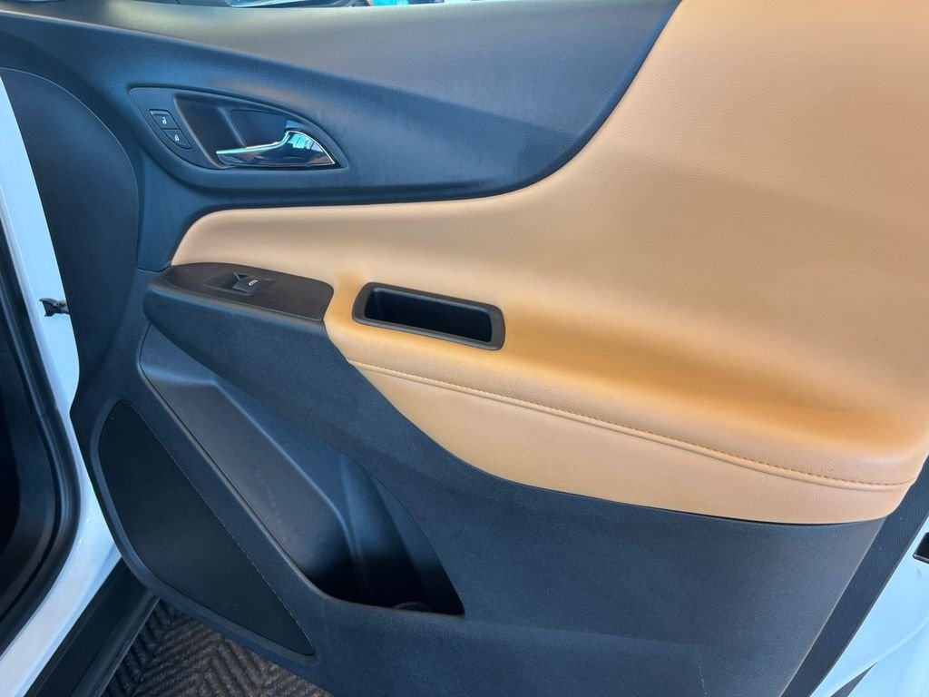 Used 2021 Summit White Chevrolet Premier image 19